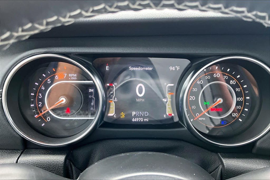Used 2021 Red Jeep Unlimited Sahara image 23