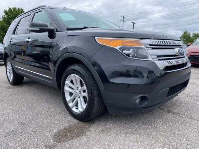 2015 Ford Explorer XLT 4x4's photo