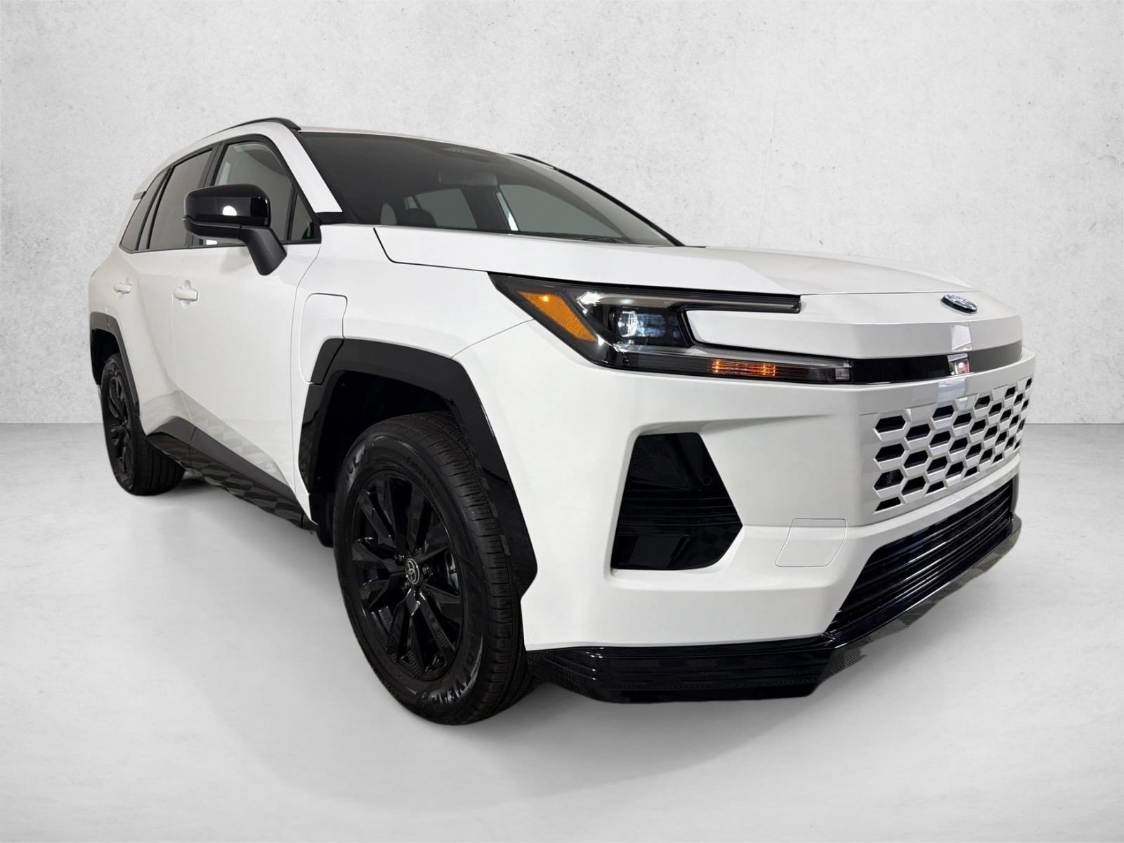 Used 2026 Ice Cap Toyota SE image 1