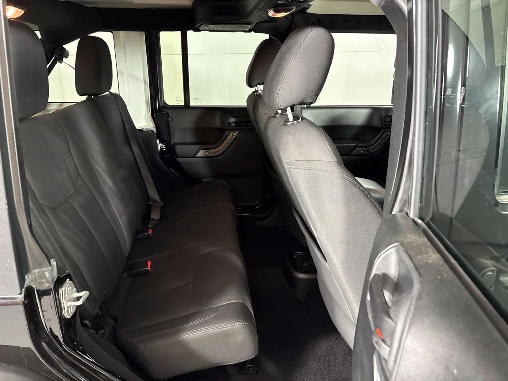 Used 2018 Black Jeep Unlimited Sport image 17