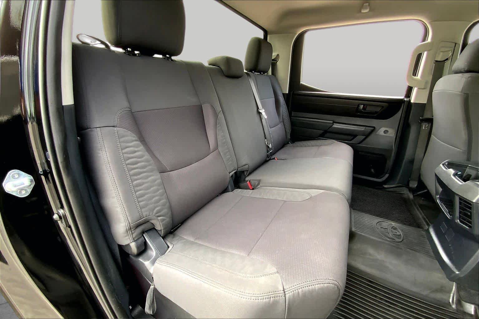 Used 2022 Midnight Black Metallic Toyota SR image 19