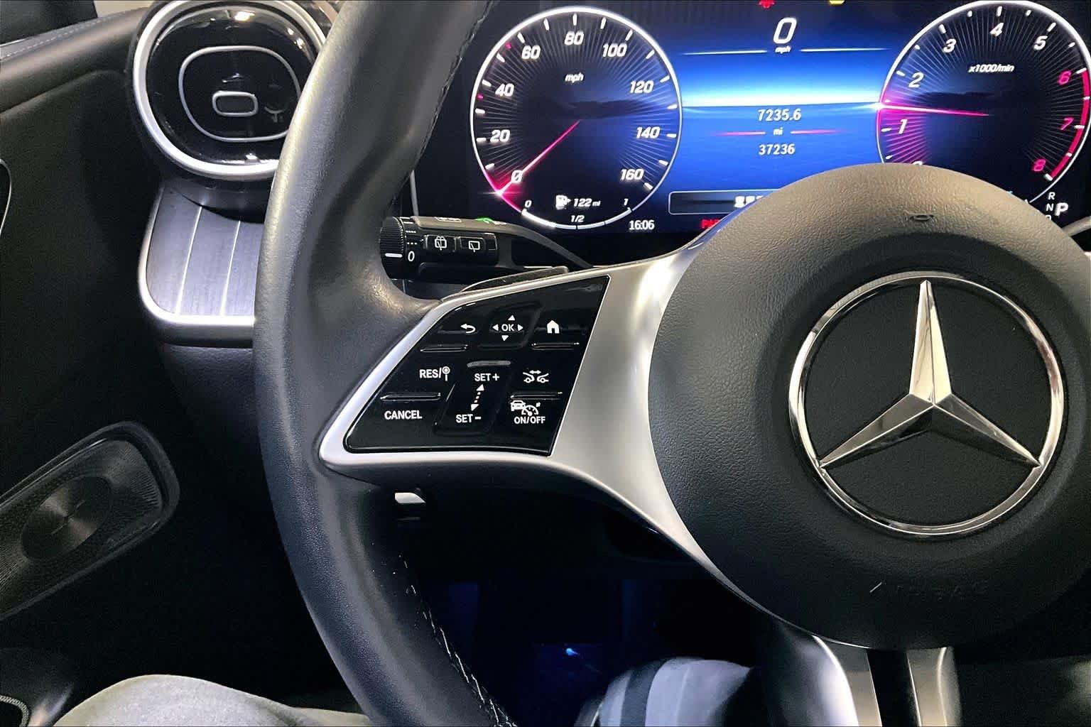 Certified Used 2023 Black Mercedes-Benz GLC 300 image 24
