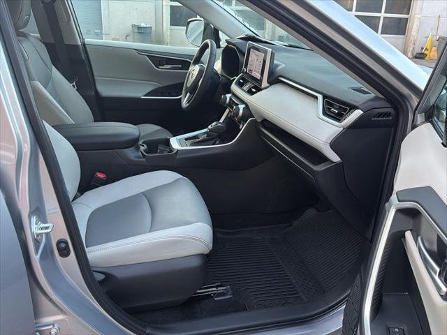 Certified Used 2023 SILVER SKY METALLIC Toyota  image 13