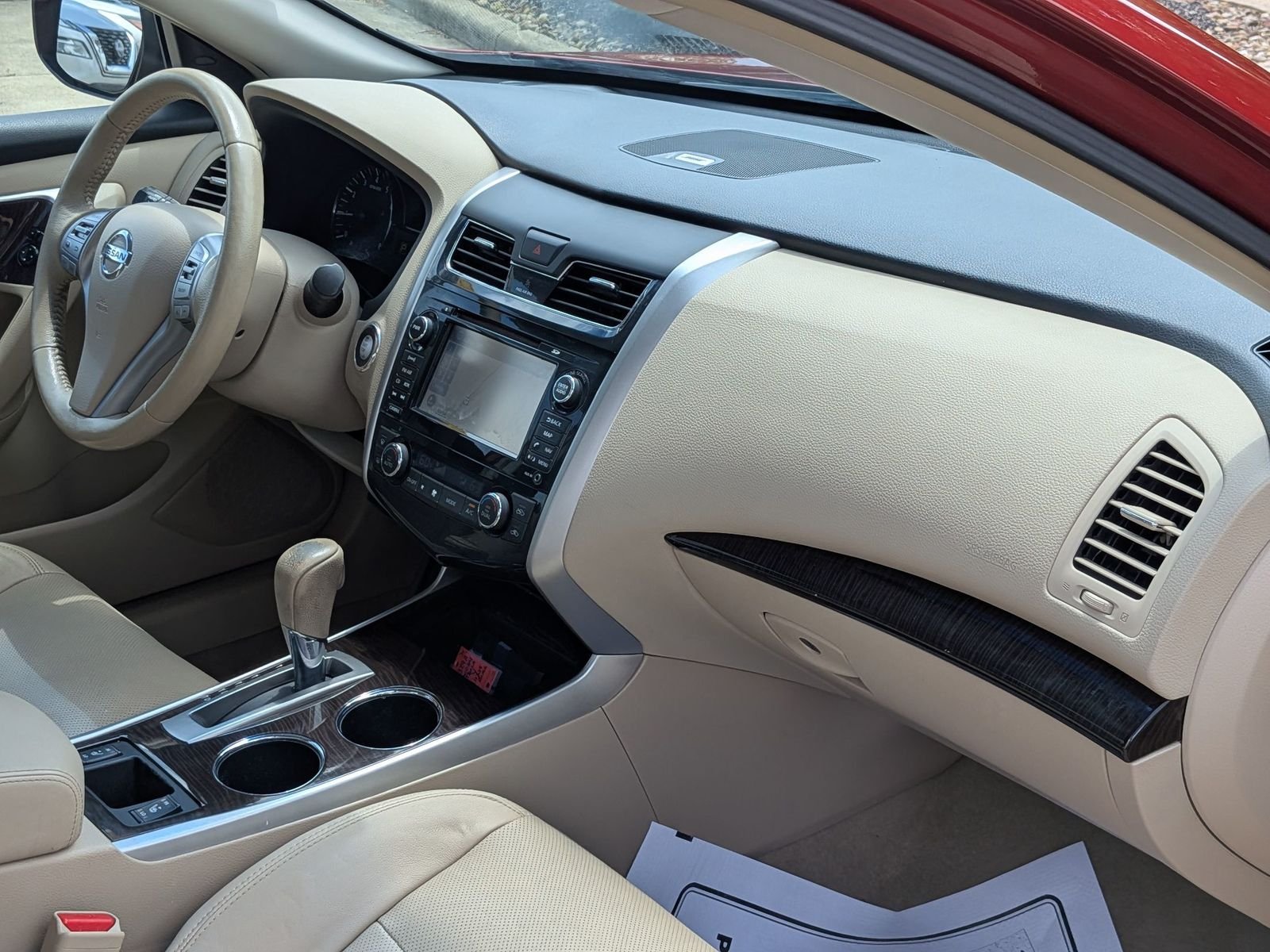 Used 2013 Cayenne Red Metallic Nissan 2.5 SL image 33