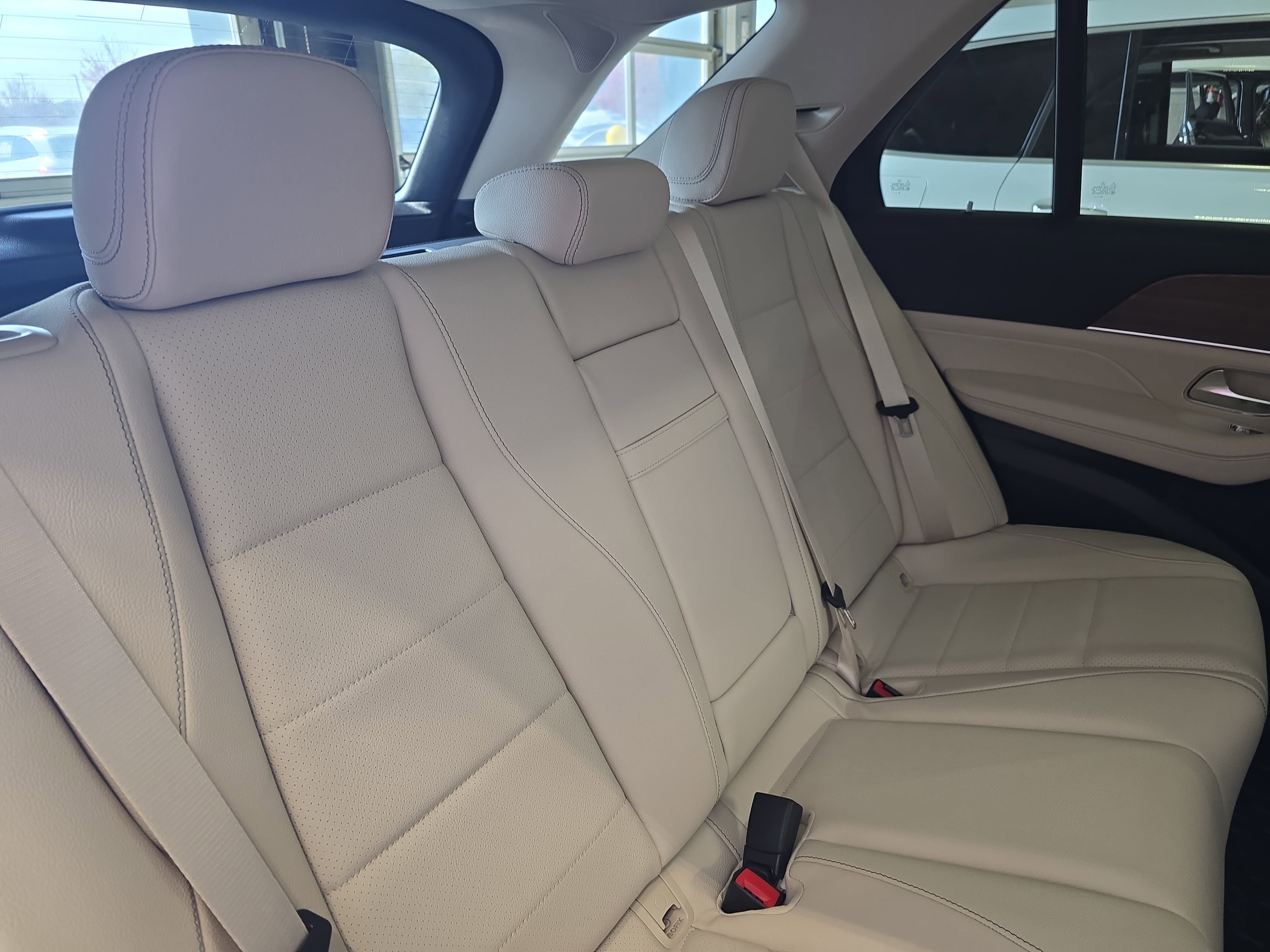New 2026 Twilight Blue Metallic Mercedes-Benz GLE350 image 12