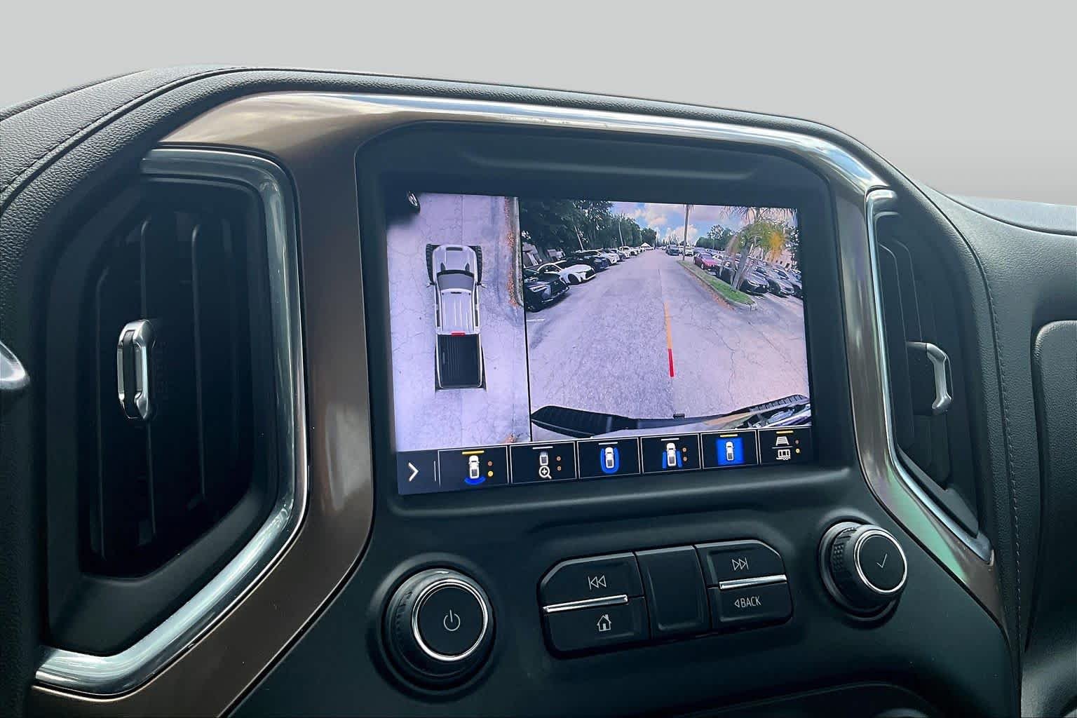 Used 2022 Mosaic Black Metallic Chevrolet High Country image 25