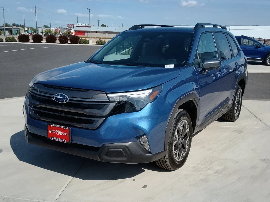 New 2026 DAYBREAK BLUE PEARL Subaru Premium image 7