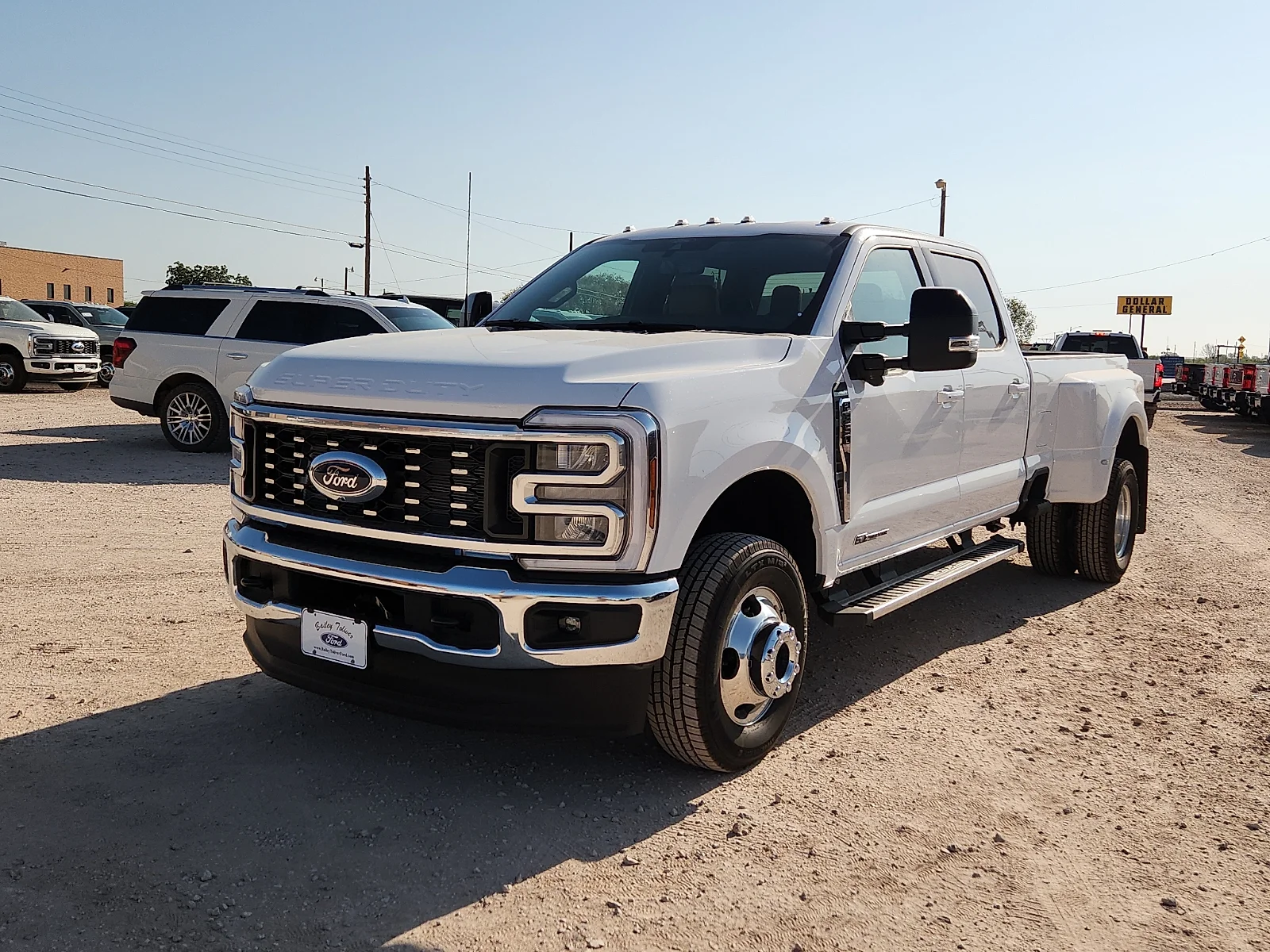 New 2026 Oxford White Ford Lariat image 3