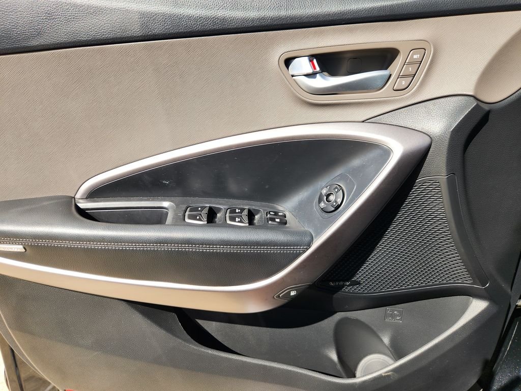 Used 2016 Twilight Black Hyundai 2.0L Turbo (A6) image 23