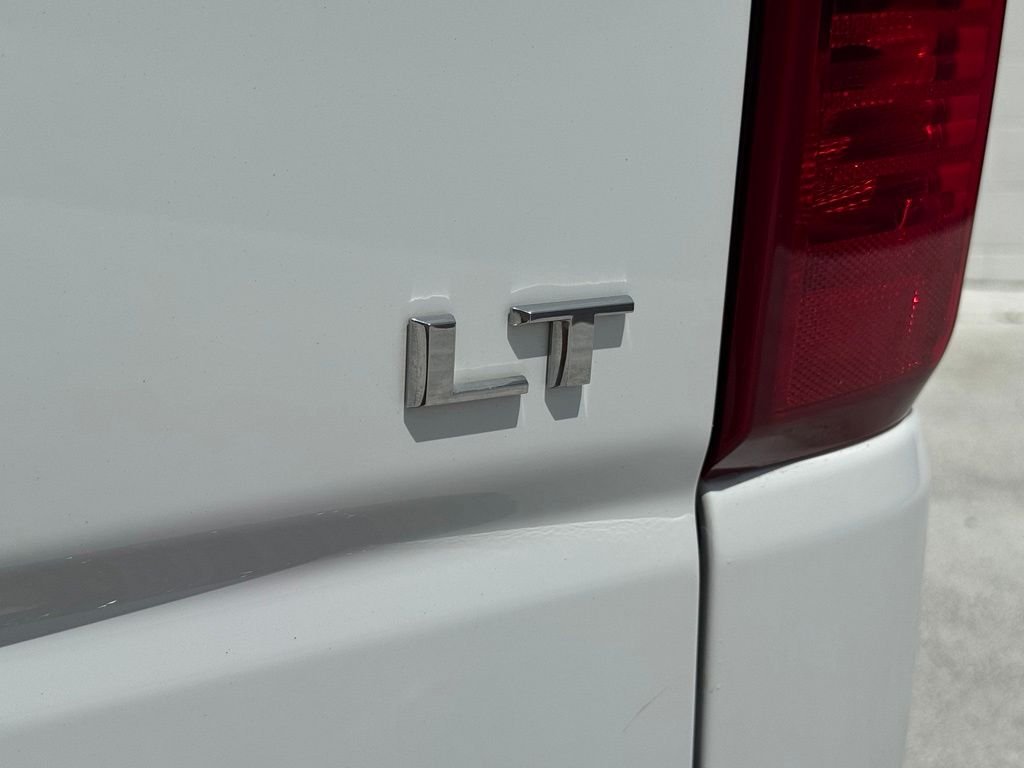Used 2025 White Chevrolet LT image 15