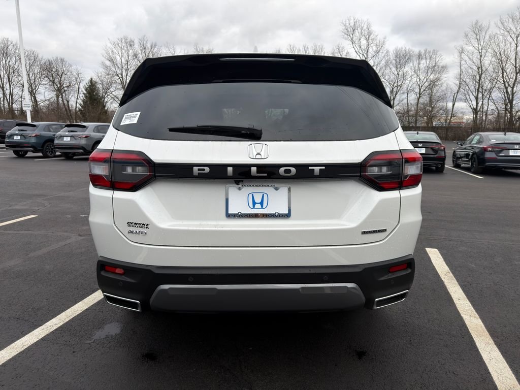 New 2026 Platinum White Pearl Honda Touring image 4