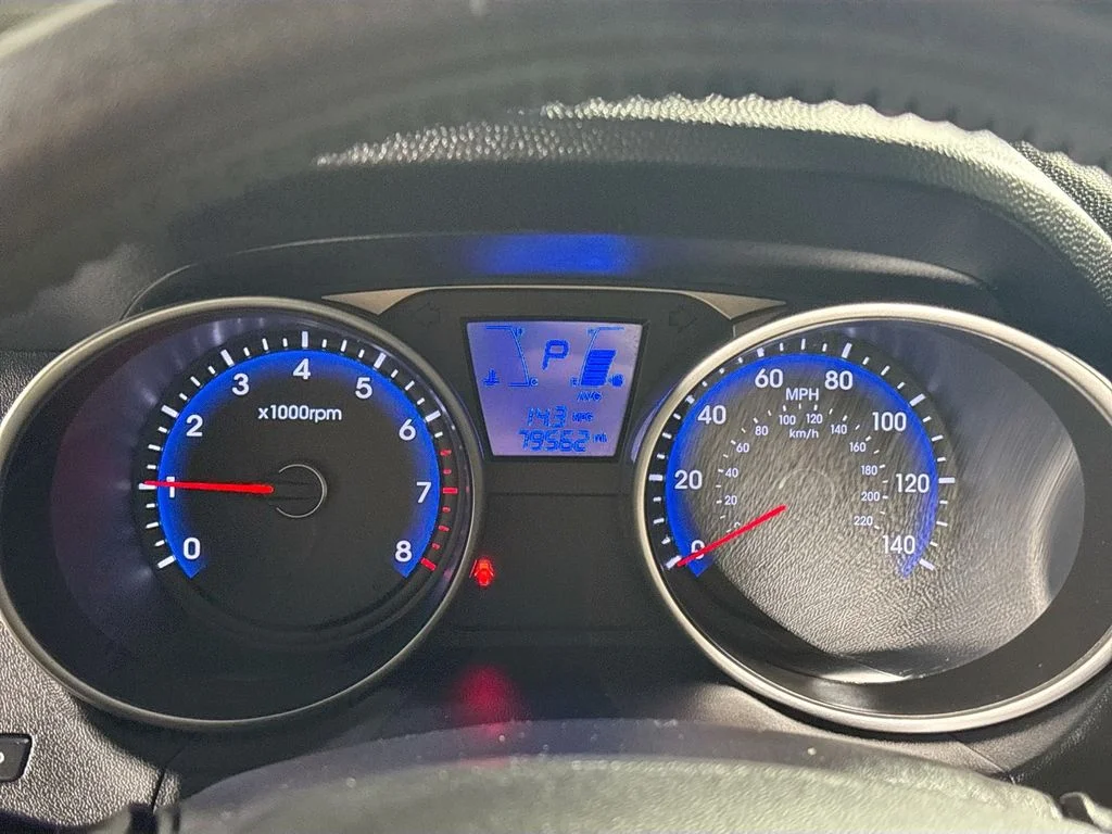 Used 2010 Gray Hyundai Limited image 14