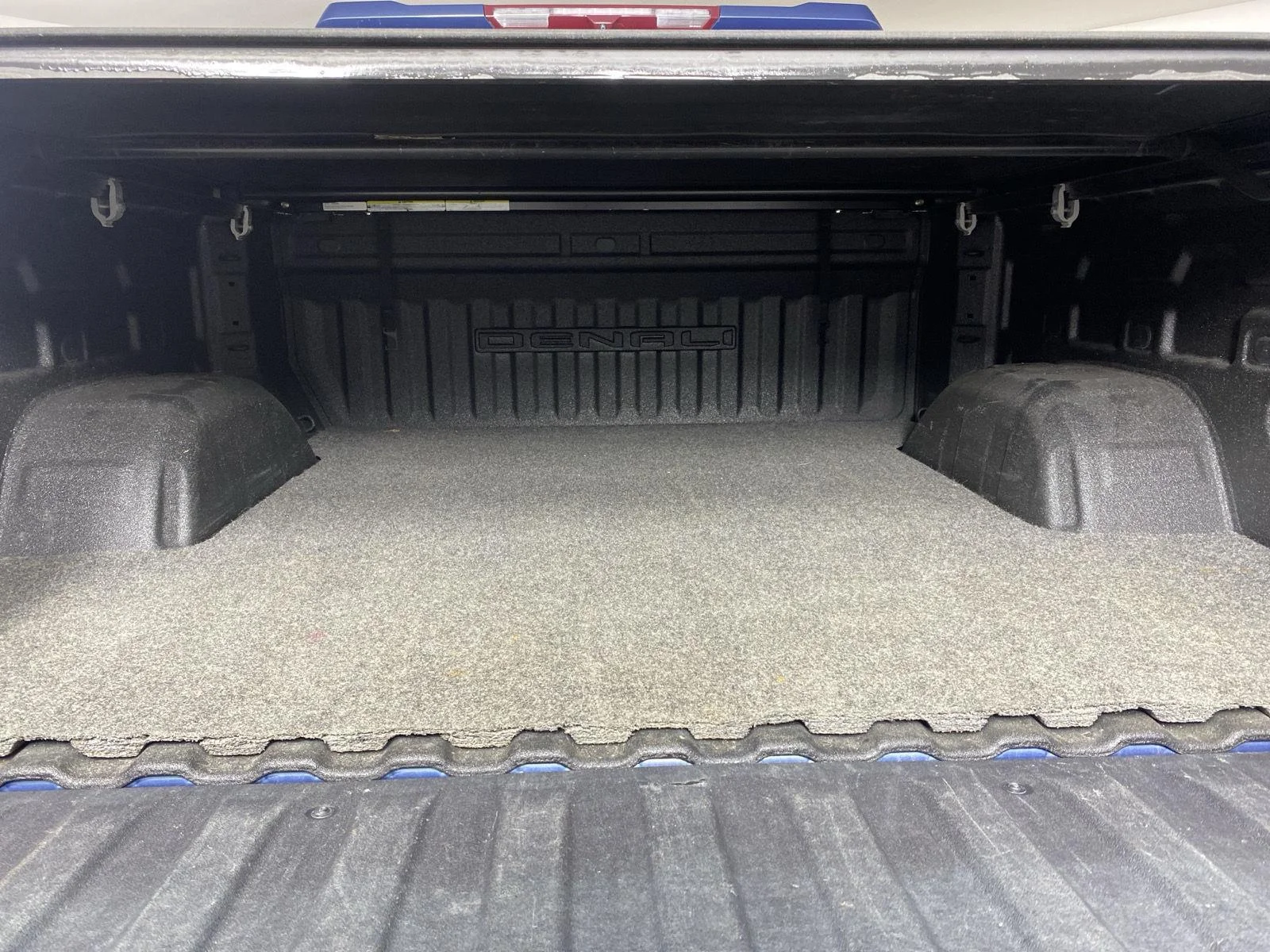 Used 2024 Metallic GMC Denali image 27