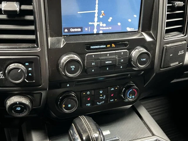 Used 2018  Ford XLT image 18