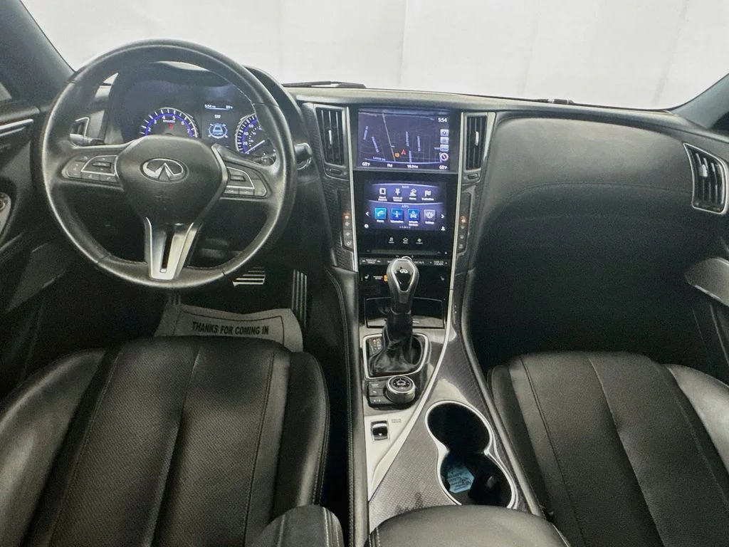 Used 2017 Gray INFINITI Red Sport 400 image 25