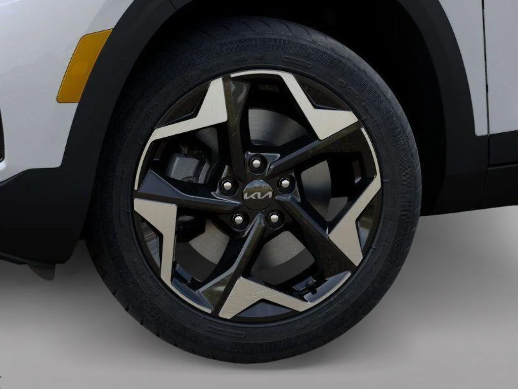 New 2026 White Kia EX image 9