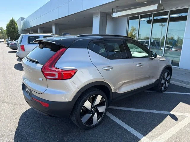 Used 2023  Volvo Ultimate image 3