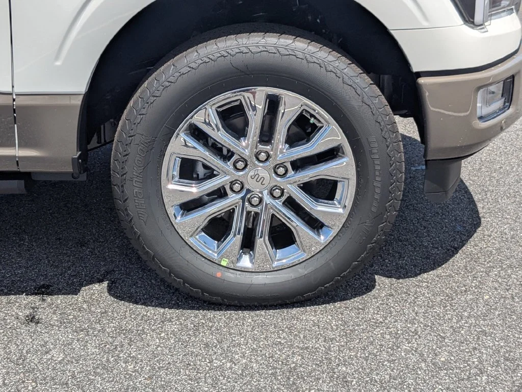 New 2026 White Ford King Ranch image 12