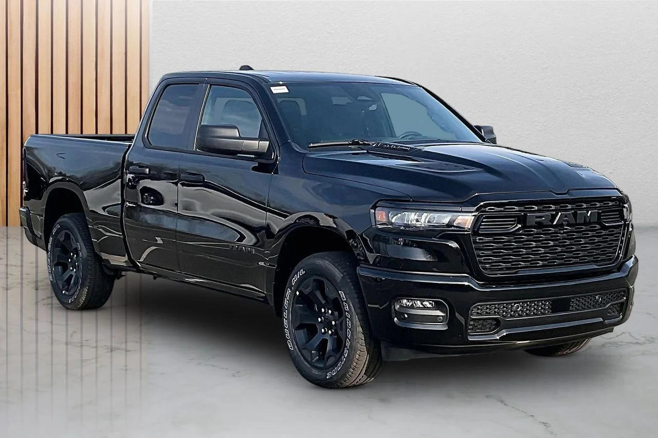 New 2026 Diamond Black Crystal Pearlcoat RAM Express image 2