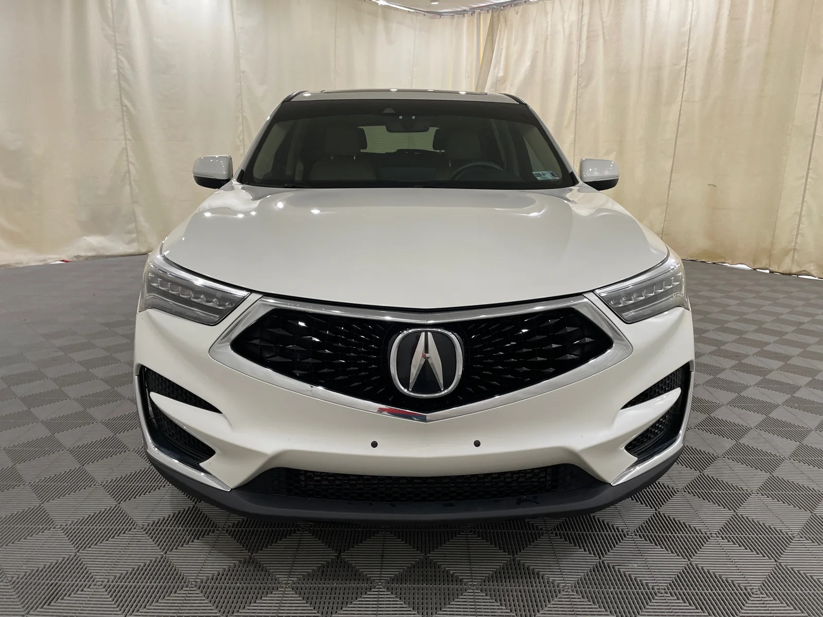Used 2019 Acura RDX Base with VIN 5J8TC2H33KL040302 for sale in Clarksburg, WV