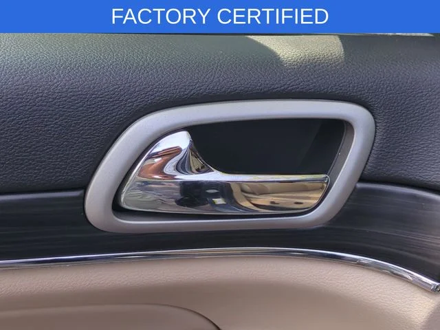 Used 2020 Blue Jeep Limited image 13