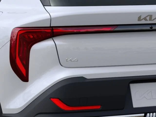 New 2026 Snow White Pearl Kia EX image 11