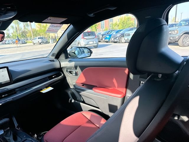 New 2026 Snow White Pearl Kia GT-Line image 25