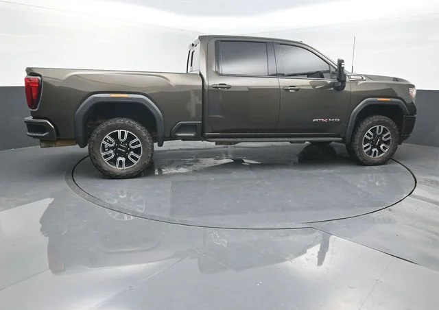 Used 2023 Green GMC AT4 image 7