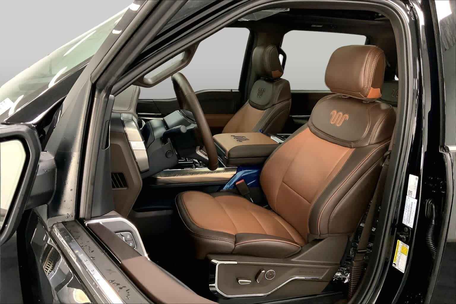 New 2026 Agate Black Metallic Ford King Ranch® image 7