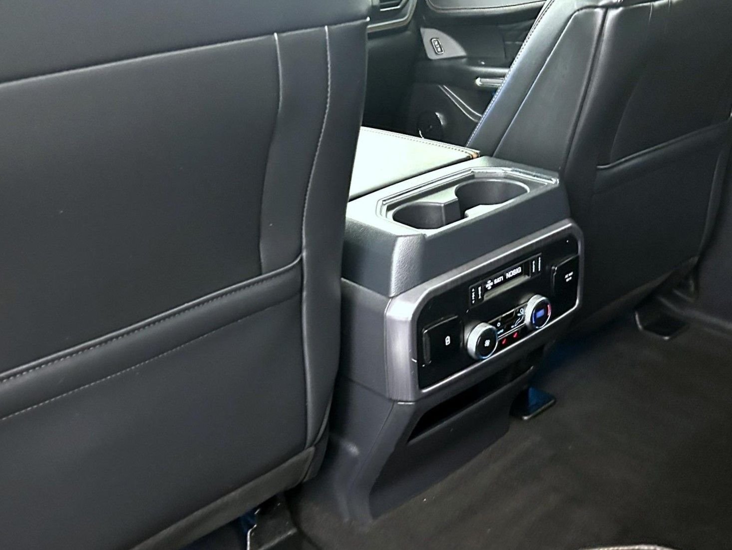 Used 2024 White Ford Platinum image 24