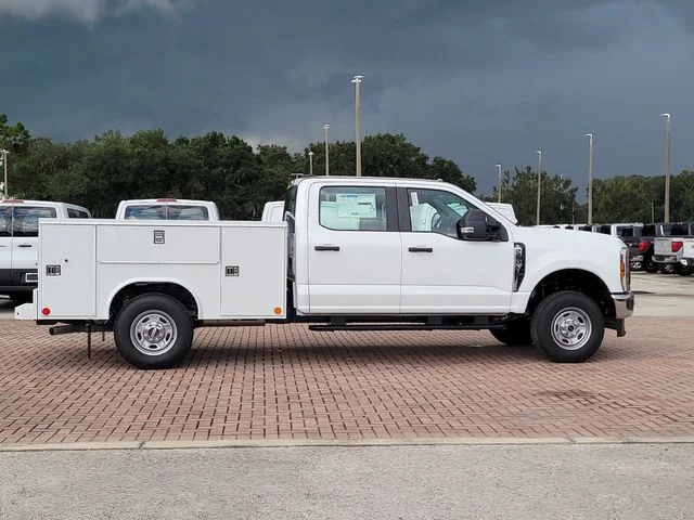 New 2026 Oxford White Ford XL image 4