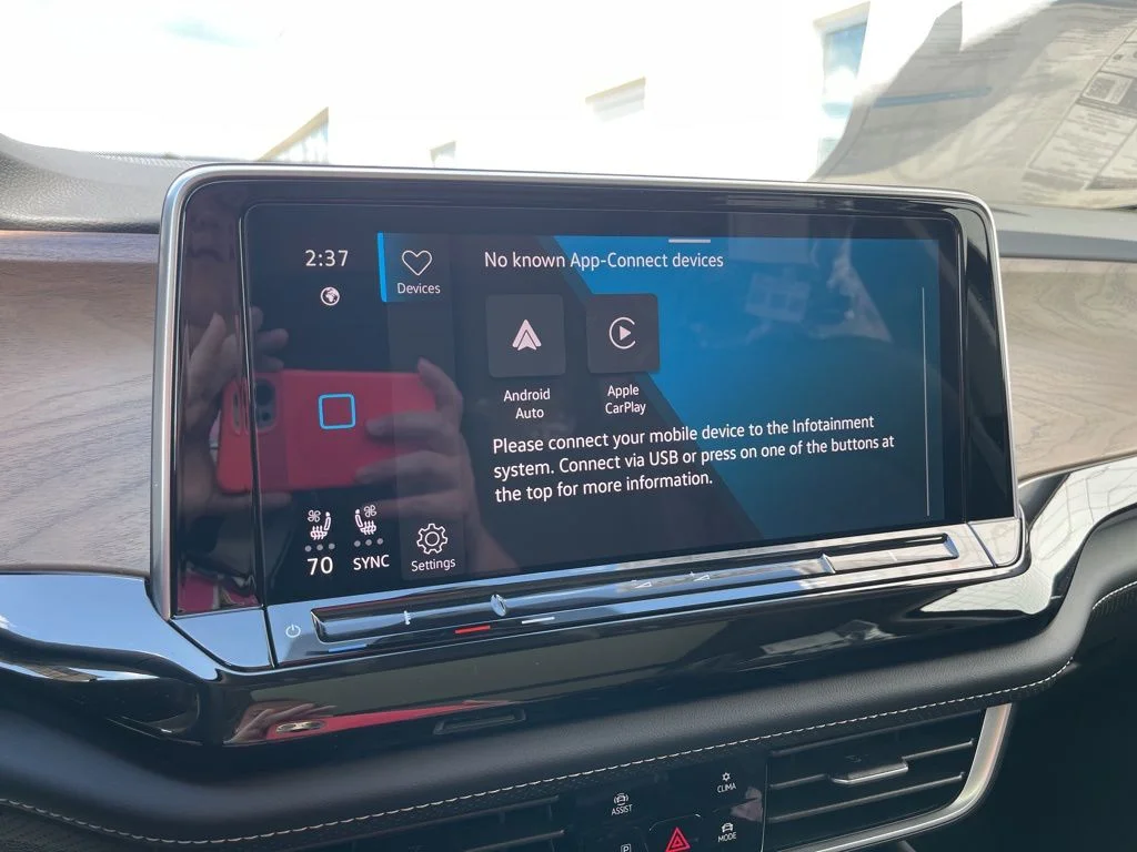 2026 Volkswagen Atlas SE w/Tech - Photo 10
