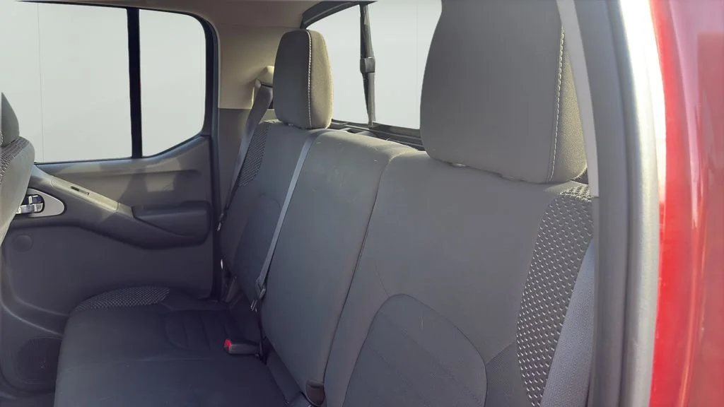 Used 2016 Red Nissan PRO-4X image 11