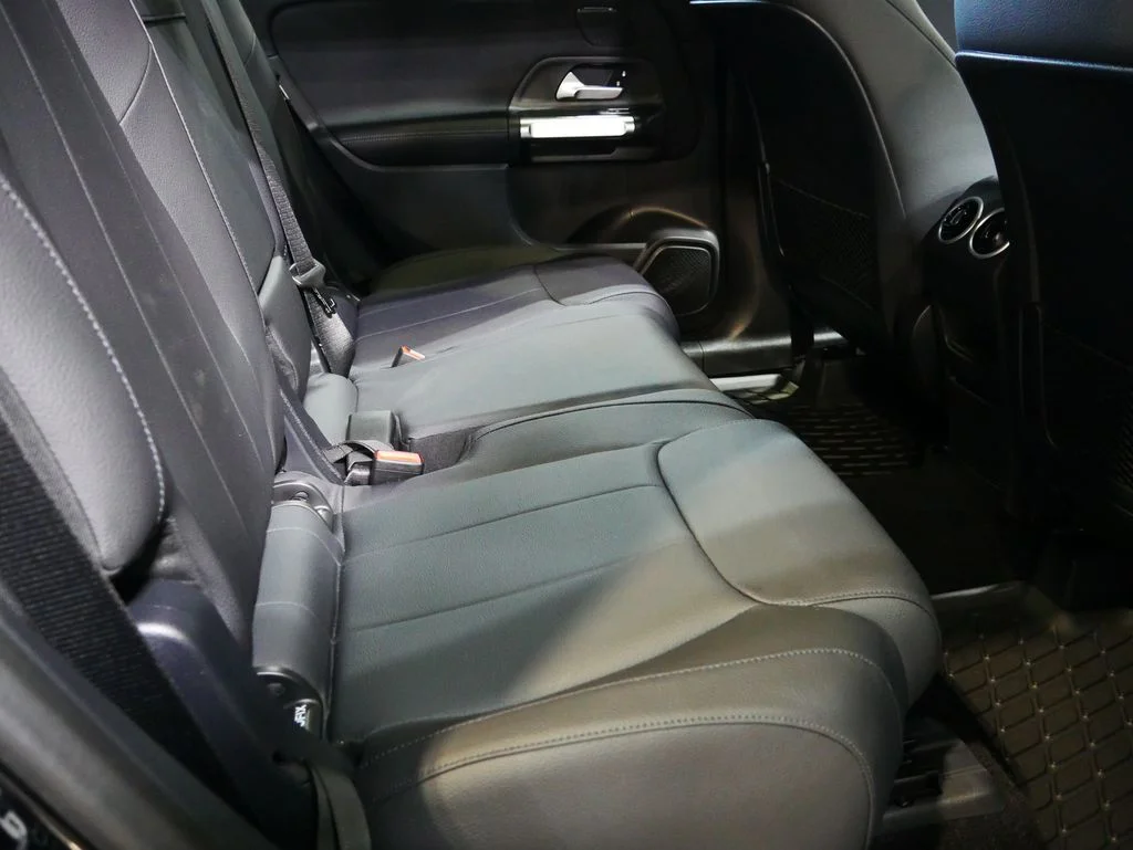 New 2026 Night Black Mercedes-Benz GLB 250 image 55