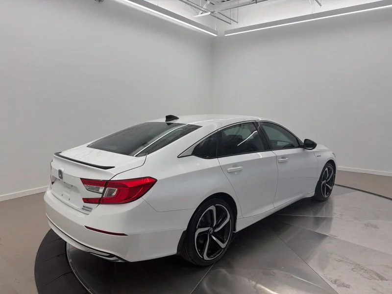 Used 2022  Honda Sport image 3