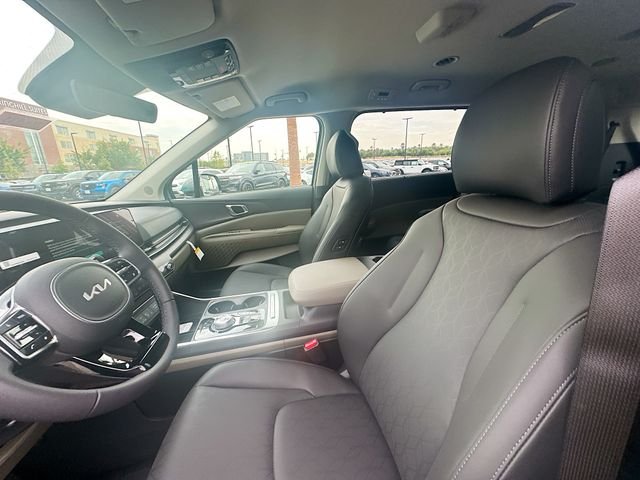 New 2026 Ceramic Silver Kia EX image 22