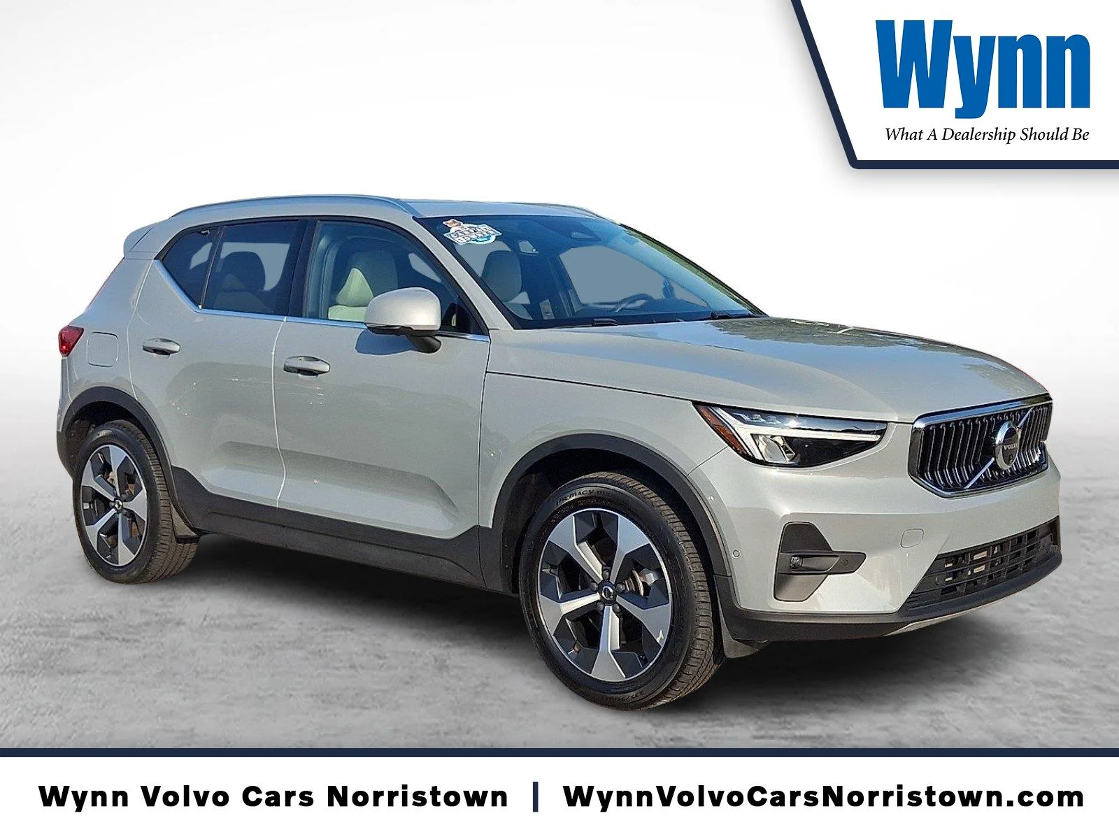 2024 Volvo XC40