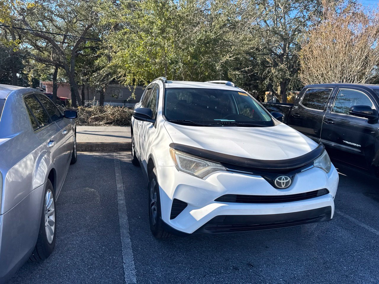Used 2017 White Toyota LE image 3