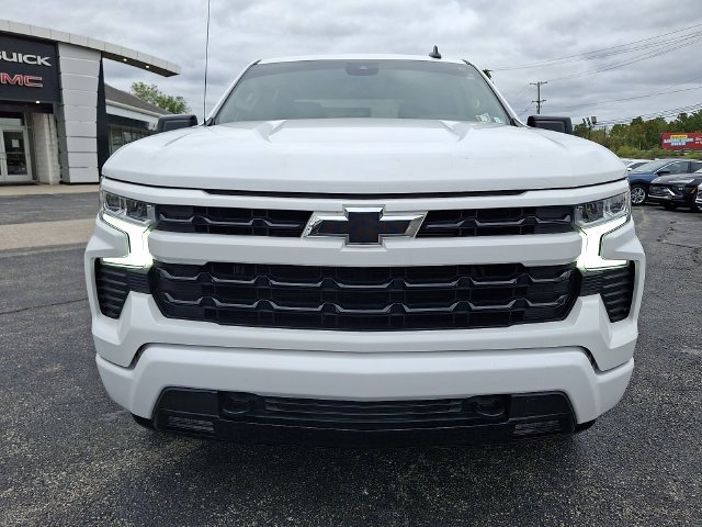Certified Used 2024 Summit White Chevrolet RST image 2