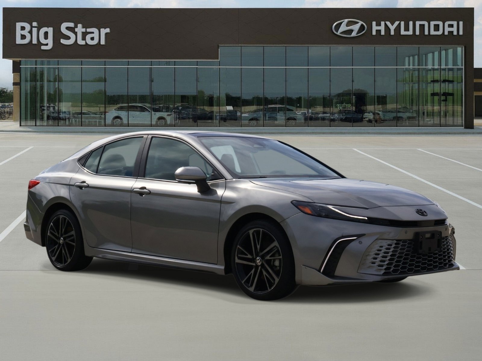 Used 2025 Heavy Metal Toyota XSE image 6
