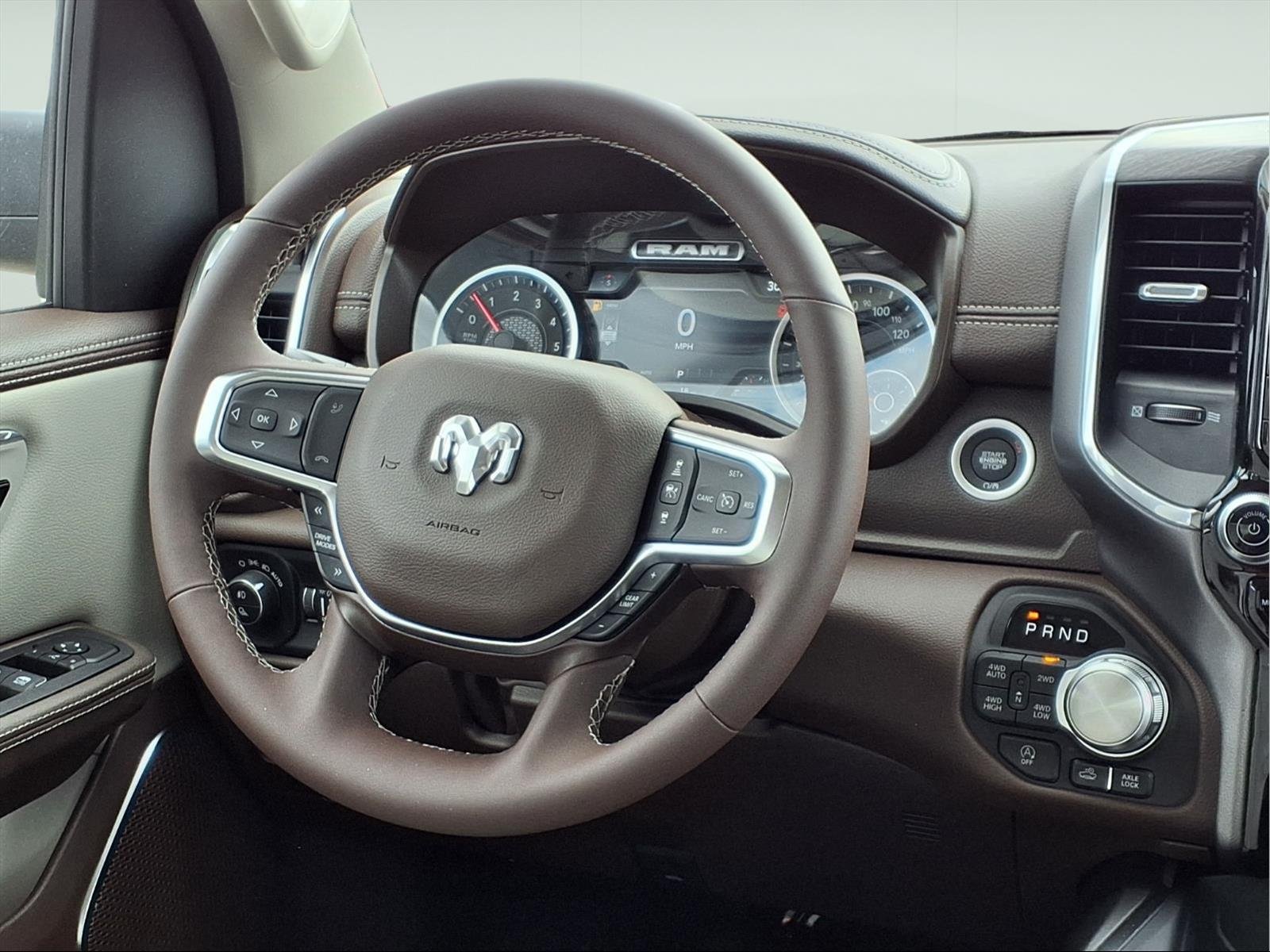 New 2026 Diamond Black Crystal Pearl-Coat Exterior Paint RAM Laramie image 12