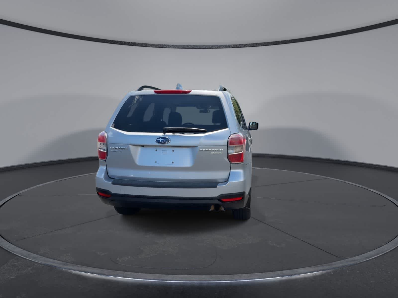 Used 2016 Ice Silver Metallic Subaru 2.5i Premium image 7
