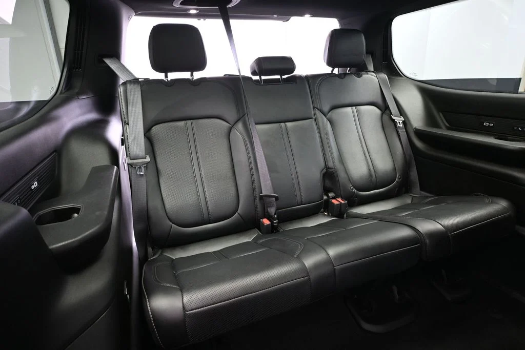 Certified Used 2022 Gray Jeep Series III image 55