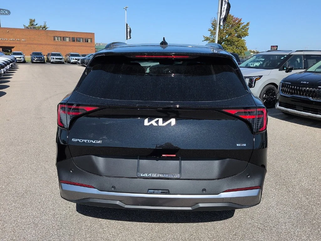 New 2027 Fusion Black Kia EX image 6