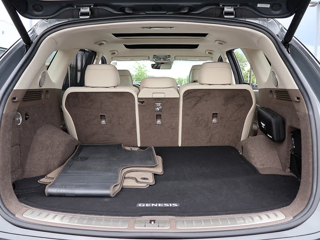 Used 2023 Himalayan Gray Genesis Advanced + image 30