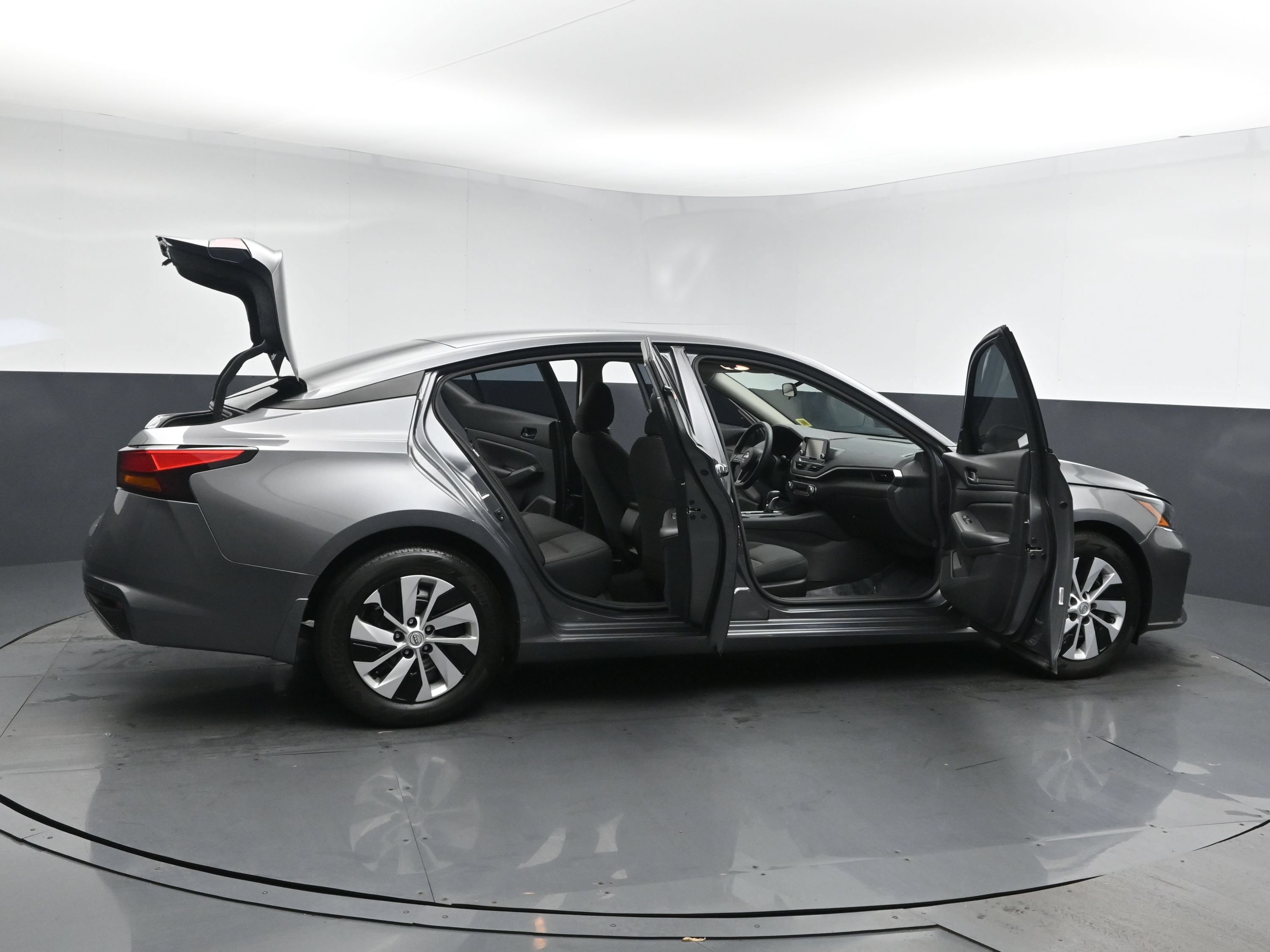 2024 Nissan Altima S - Photo 26