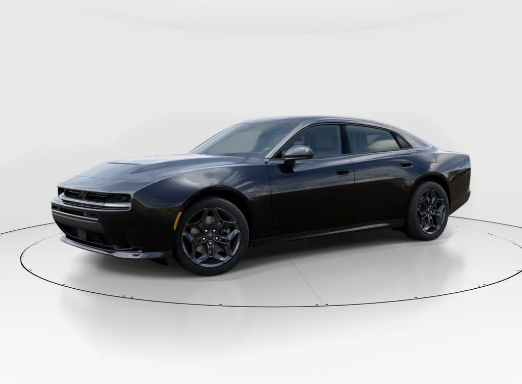 New 2026 Diamond Black Crystal Pearlcoat Dodge R/T image 2