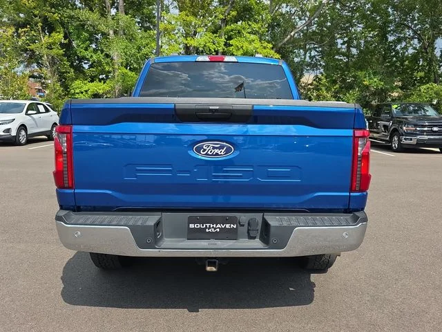 Used 2025 Blue Ford XLT image 4