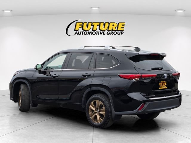 Used 2023 Black Toyota Bronze Edition image 6