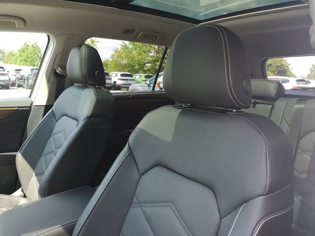 2026 Volkswagen Atlas SE w/Tech - Photo 16